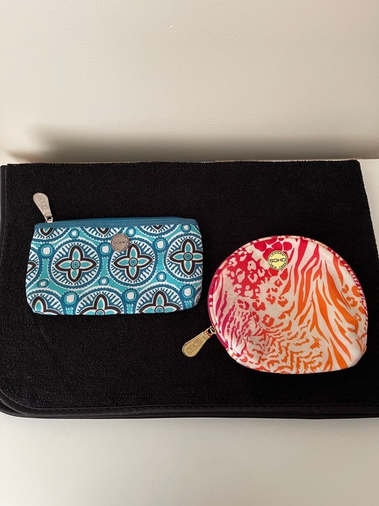 Soho Accessories - Soho Blue Geometric Zip Pouch + Pink Orange Animal Print Coin Case